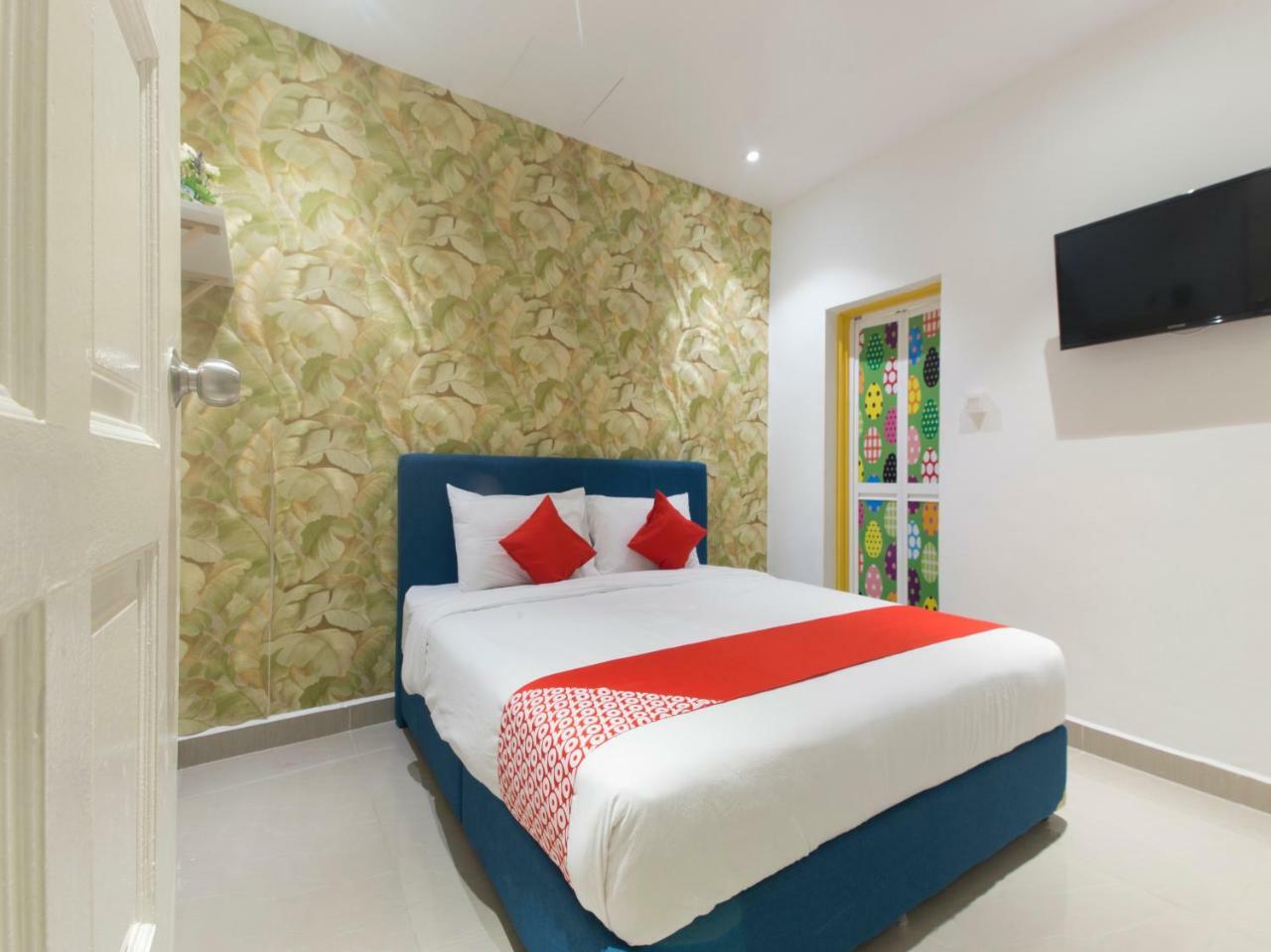 Oyo 90121 Summer House Bed & Cafe Kuala Lumpur Exterior foto