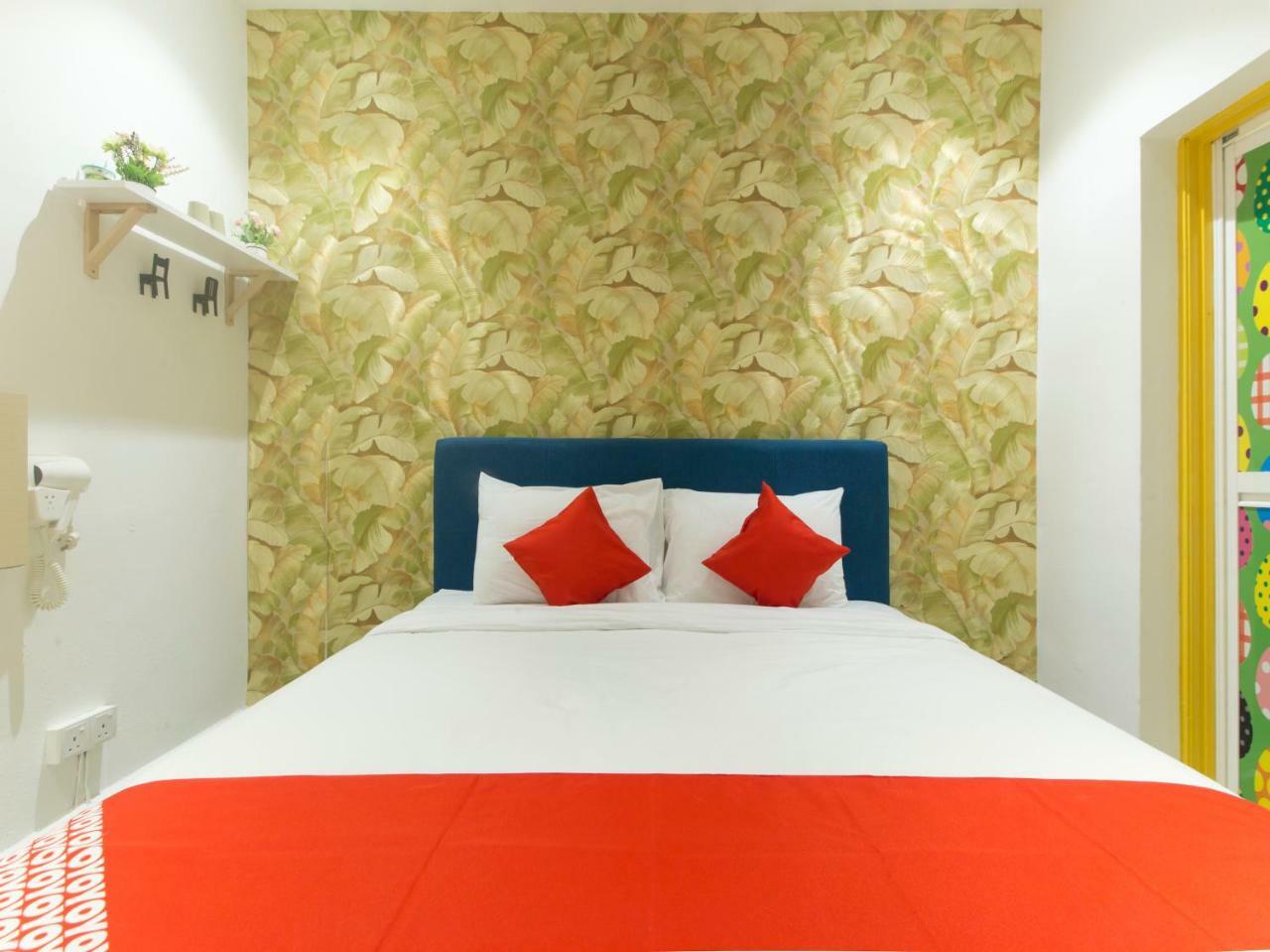 Oyo 90121 Summer House Bed & Cafe Kuala Lumpur Exterior foto